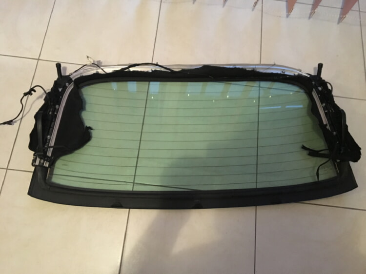 MERCEDES CABRİO CLK W209 TENTE CAMI ORJİNAL ÇIKMA TEMİZ 