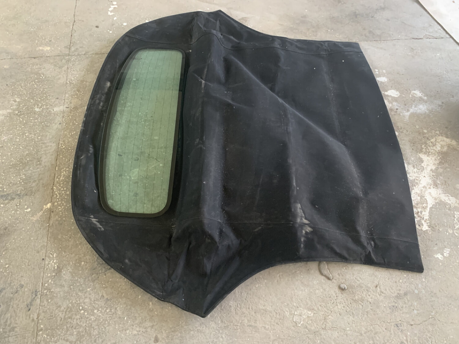 CHRYSLER CROSSFİRE CABRİO UYUMLU ORJİNAL CAM ÜZERİNDE TENTE BEZİ ÇIKMA TEMİZ