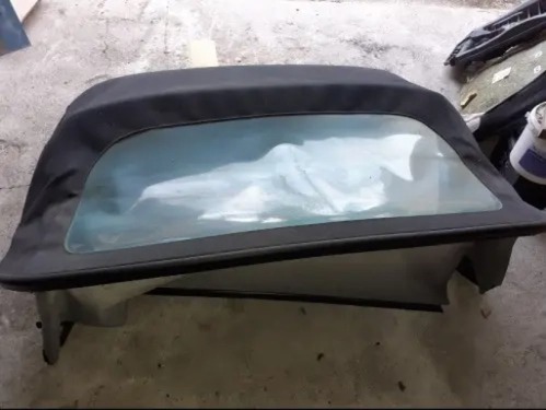 PORSCHE BOXSTER 986 UYUMLU TENTE ORJİNAL SİYAH ÇIKMA TEMİZ HATASIZ ORJİNAL TENTE PLASTİK CAMI ÜZERİNDEDİR